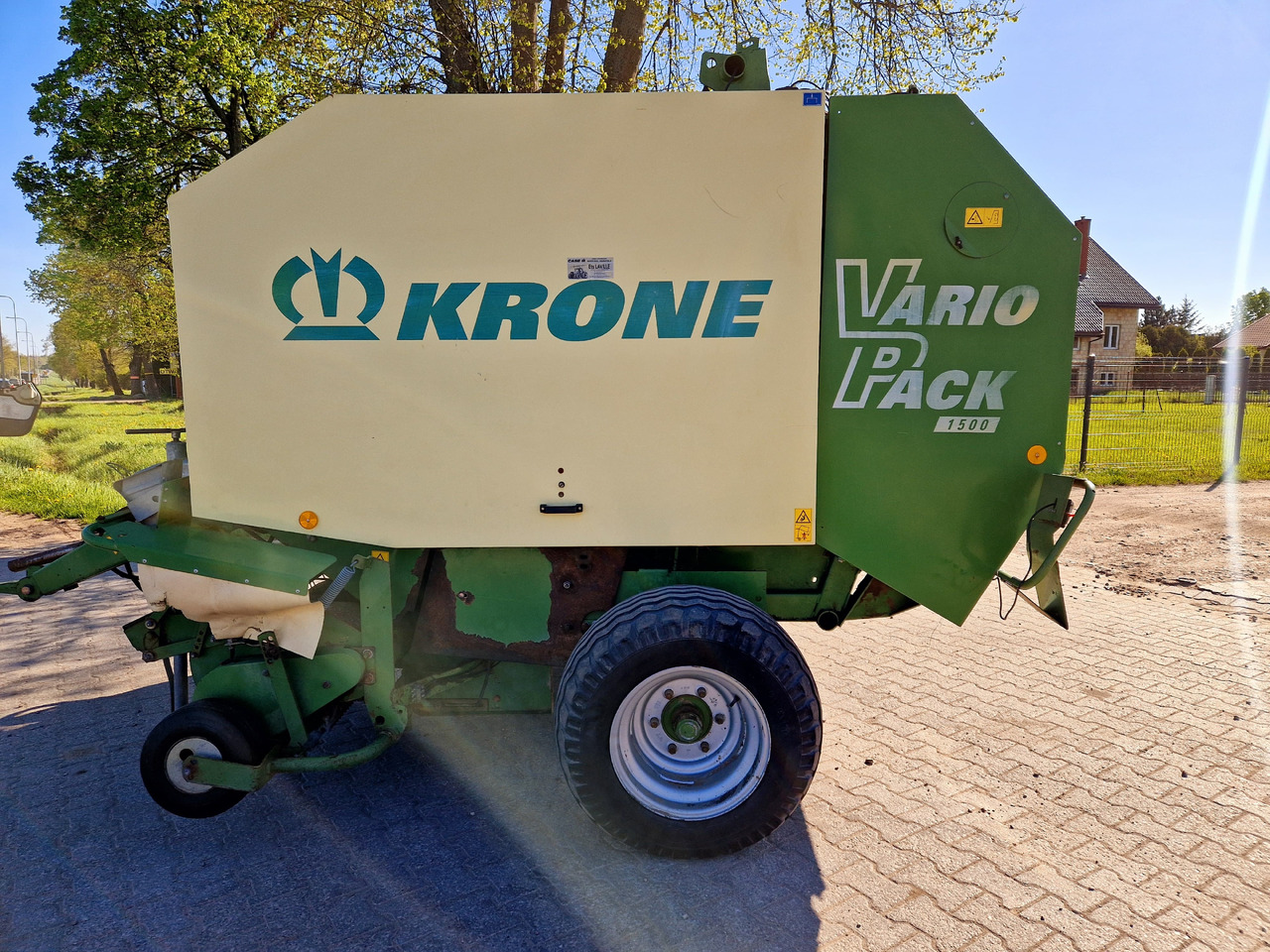 원형 베일러 KRONE Vario Pack 1500 : 사진 1