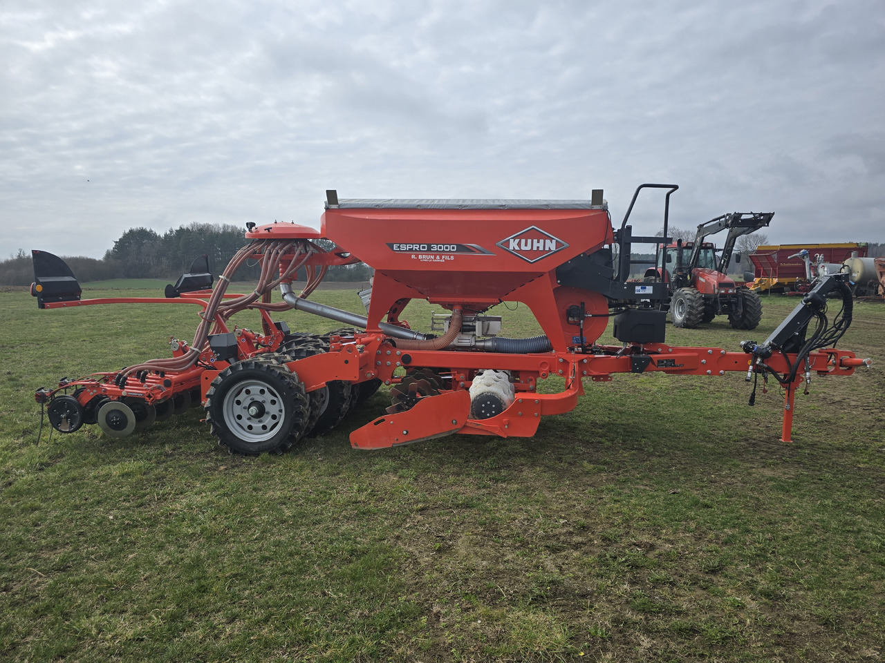 KUHN ESPRO 3000 VFB - 콤바인 : 사진 3 KUHN ESPRO 3000 VFB - 콤바인 : 사진 3