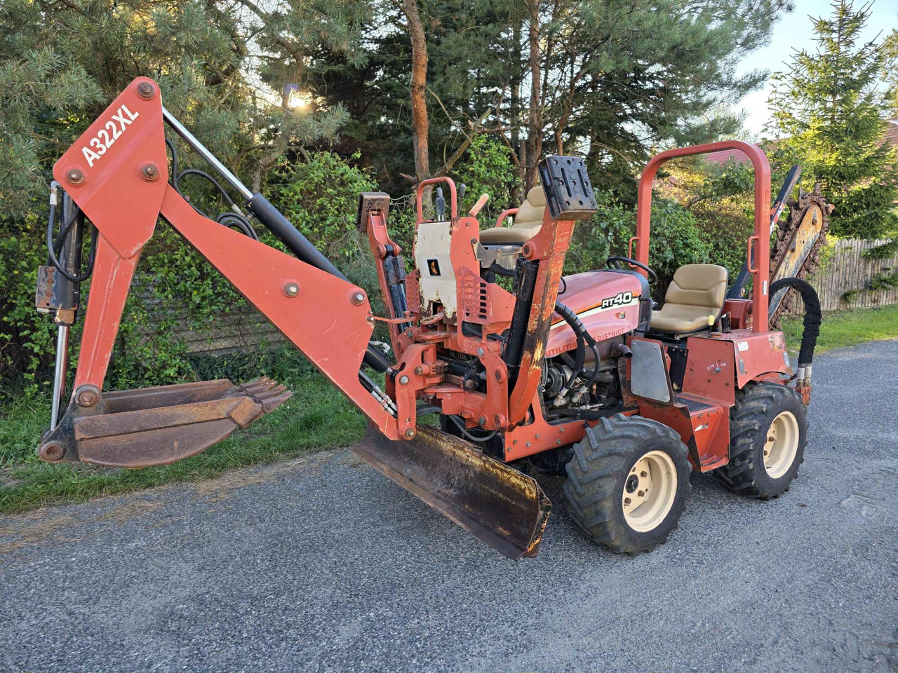 Knikmops Ditch Witch rt40 - 트렌처 : 사진 1 Knikmops Ditch Witch rt40 - 트렌처 : 사진 1