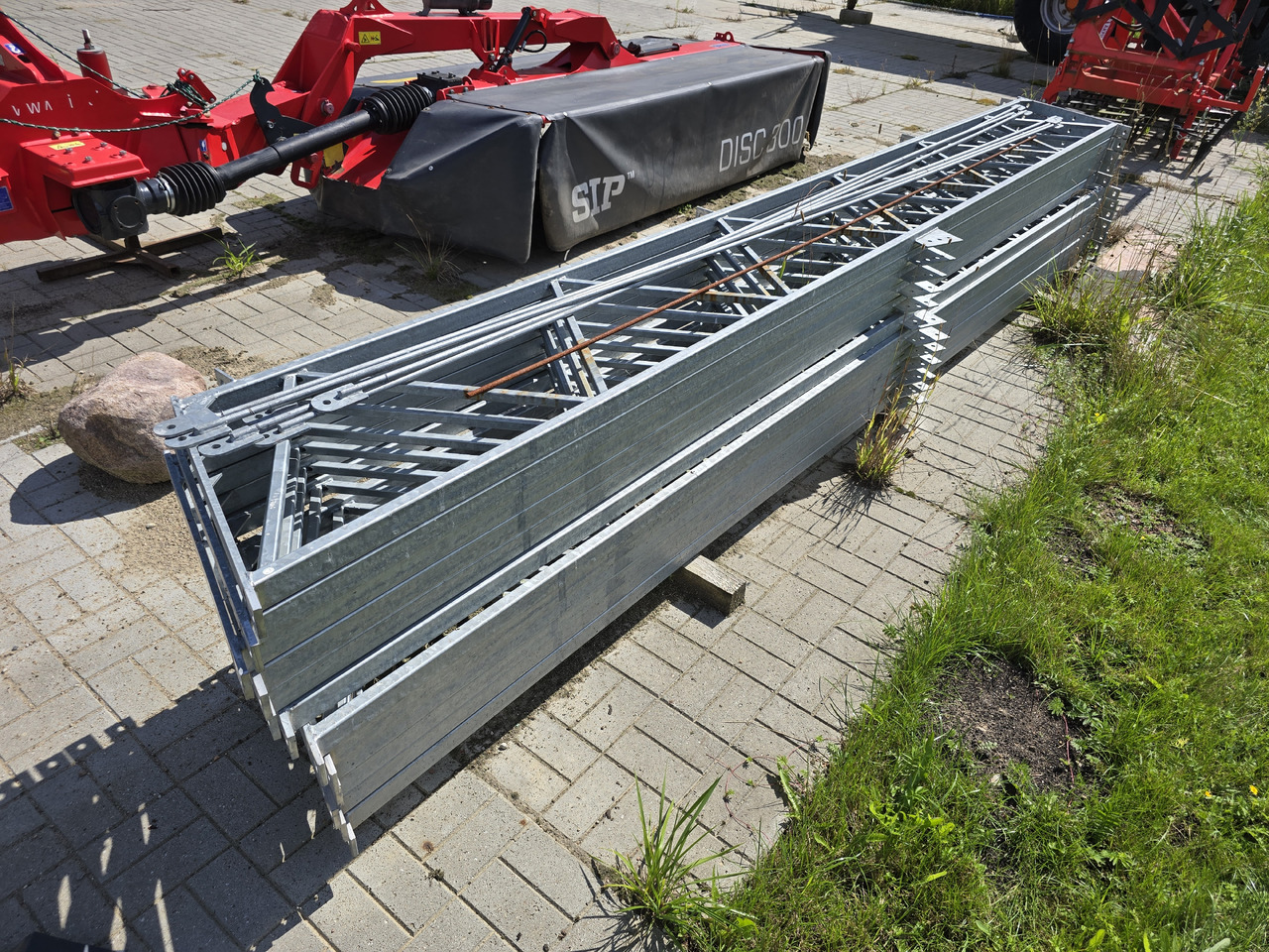 Konstrukcja hali / wiaty stalowej 8 m x 5 m (40 m2) ocynkowana NOWA - 건설장비 : 사진 2 Konstrukcja hali / wiaty stalowej 8 m x 5 m (40 m2) ocynkowana NOWA - 건설장비 : 사진 2