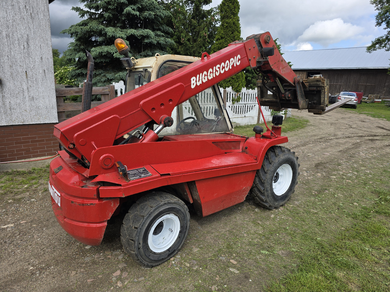 MANITOU BT 425 - 텔레스코픽 핸들러 : 사진 3 MANITOU BT 425 - 텔레스코픽 핸들러 : 사진 3
