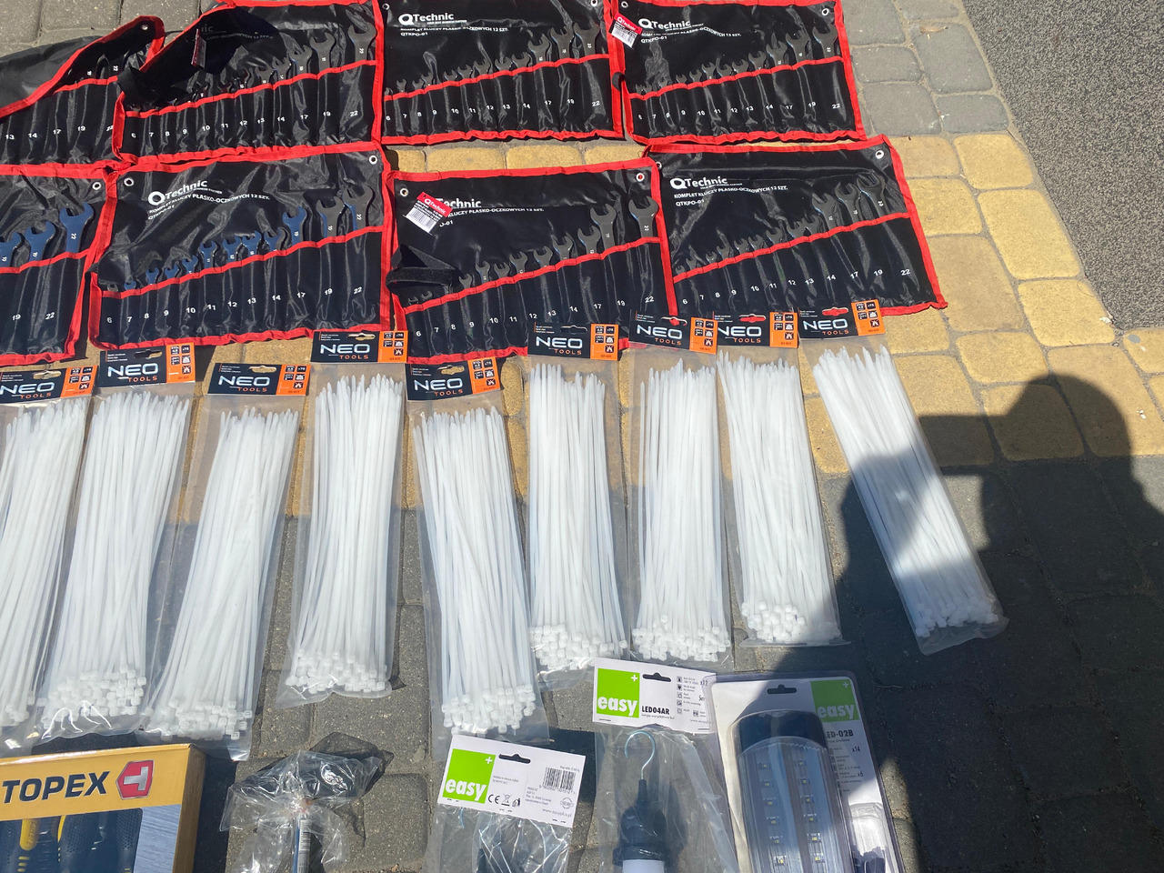 Neo Tools, qtechnic narzedzi, klucze, lampy led - 기타 기계 : 사진 5 Neo Tools, qtechnic narzedzi, klucze, lampy led - 기타 기계 : 사진 5