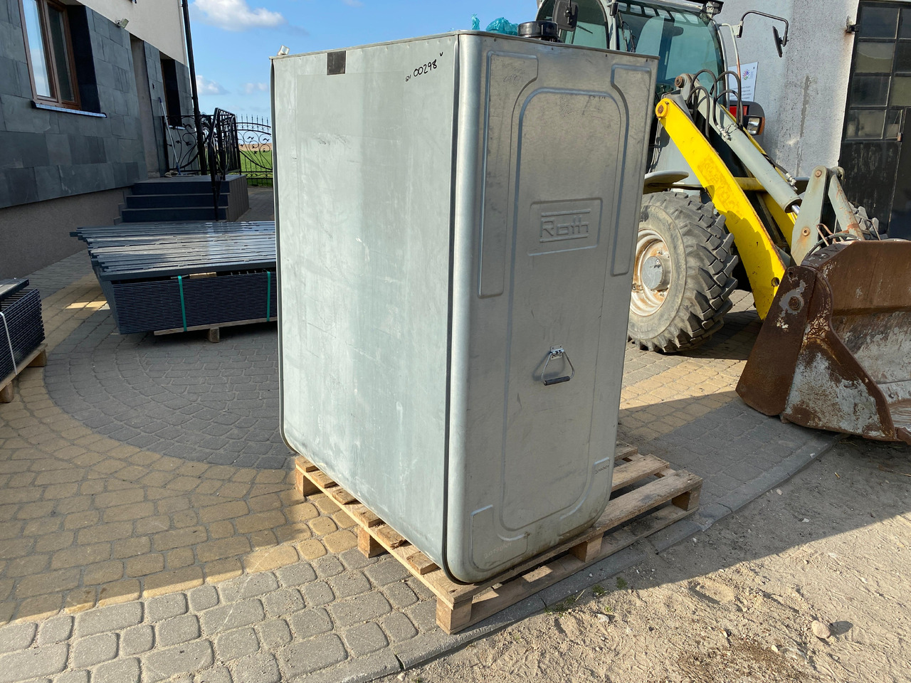 ROTH DWT 1000L - 저장 탱크 : 사진 1 ROTH DWT 1000L - 저장 탱크 : 사진 1