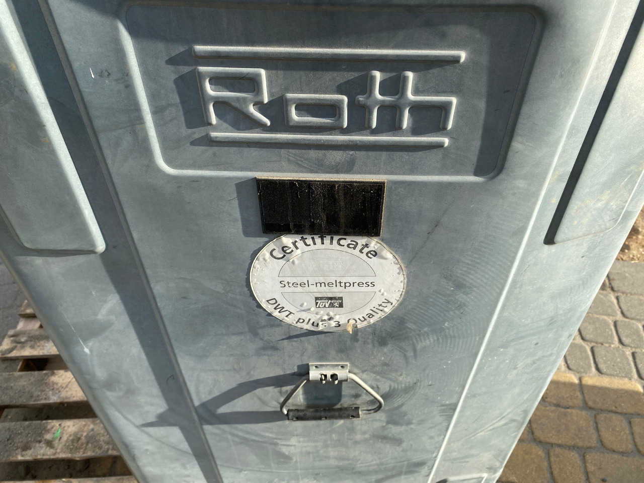 ROTH DWT 1000L - 저장 탱크 : 사진 4 ROTH DWT 1000L - 저장 탱크 : 사진 4