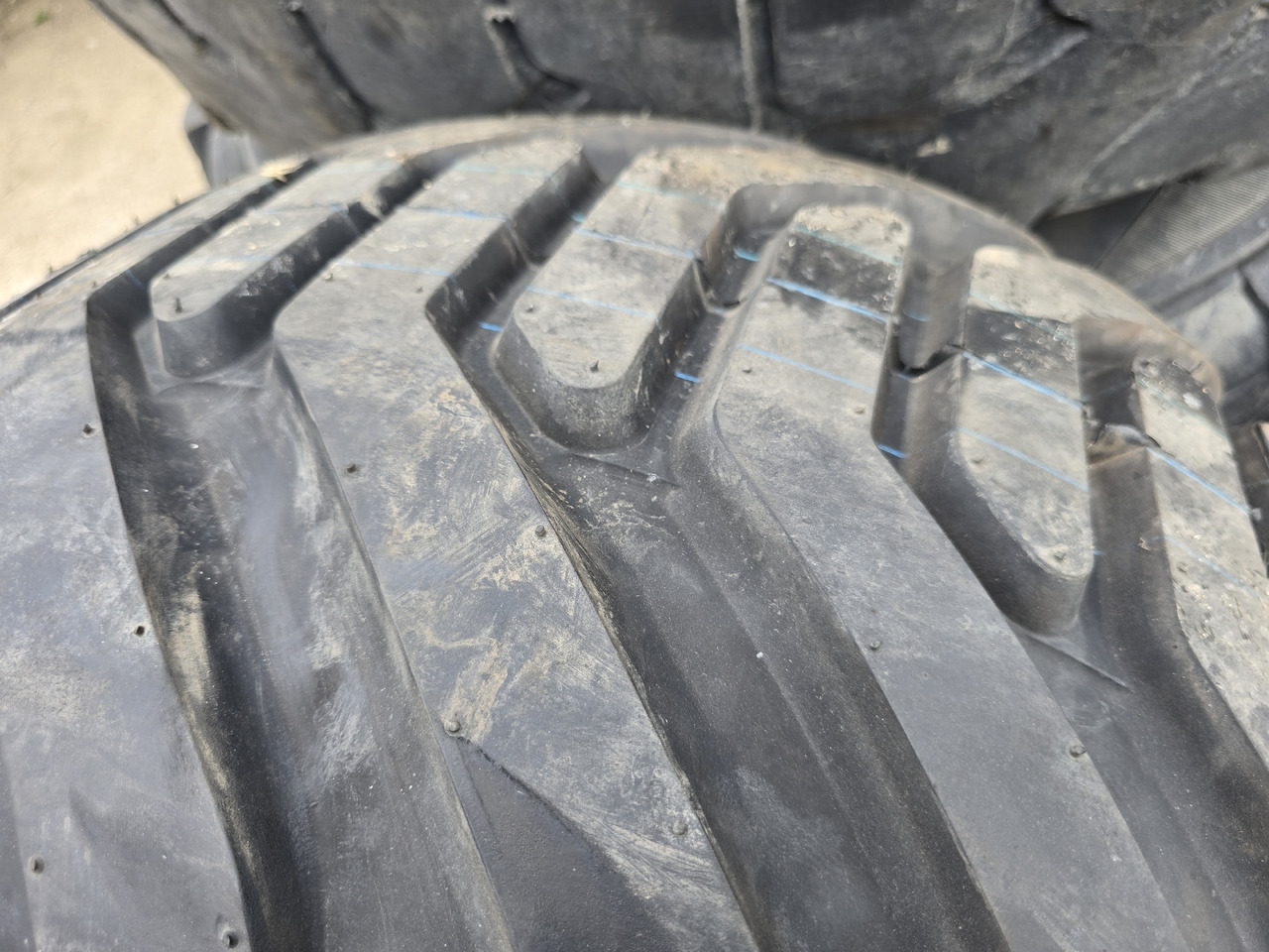 STARCO 480/45-17 - 휠 및 타이어 패키지 농업용 기계 용 : 사진 2 STARCO 480/45-17 - 휠 및 타이어 패키지 농업용 기계 용 : 사진 2