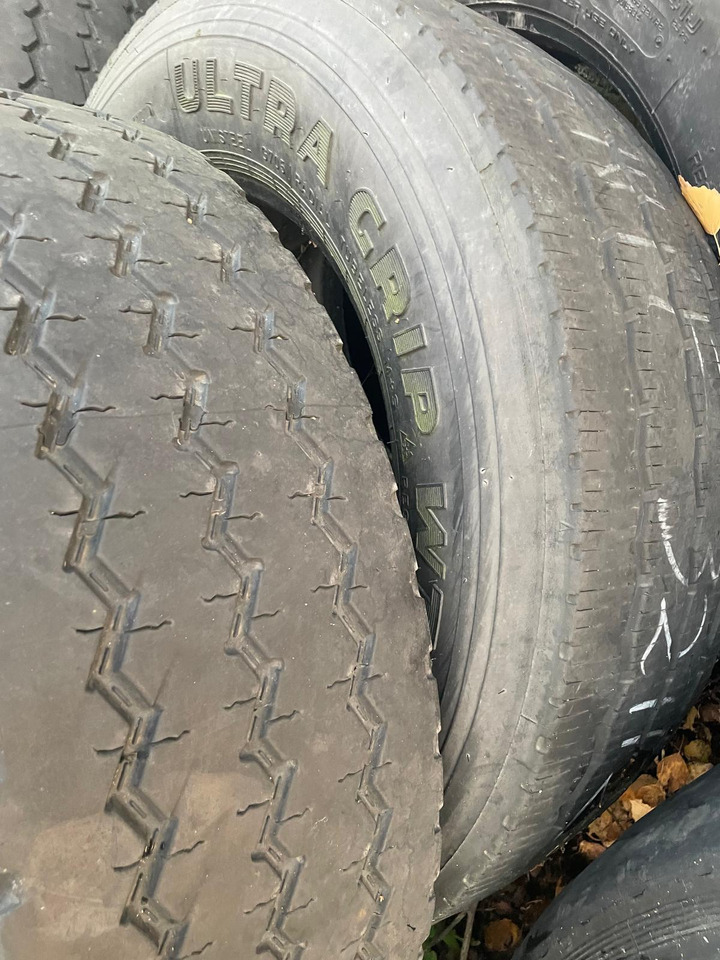 - 타이어 건설기계 용 : 사진 2 - 타이어 건설기계 용 : 사진 2