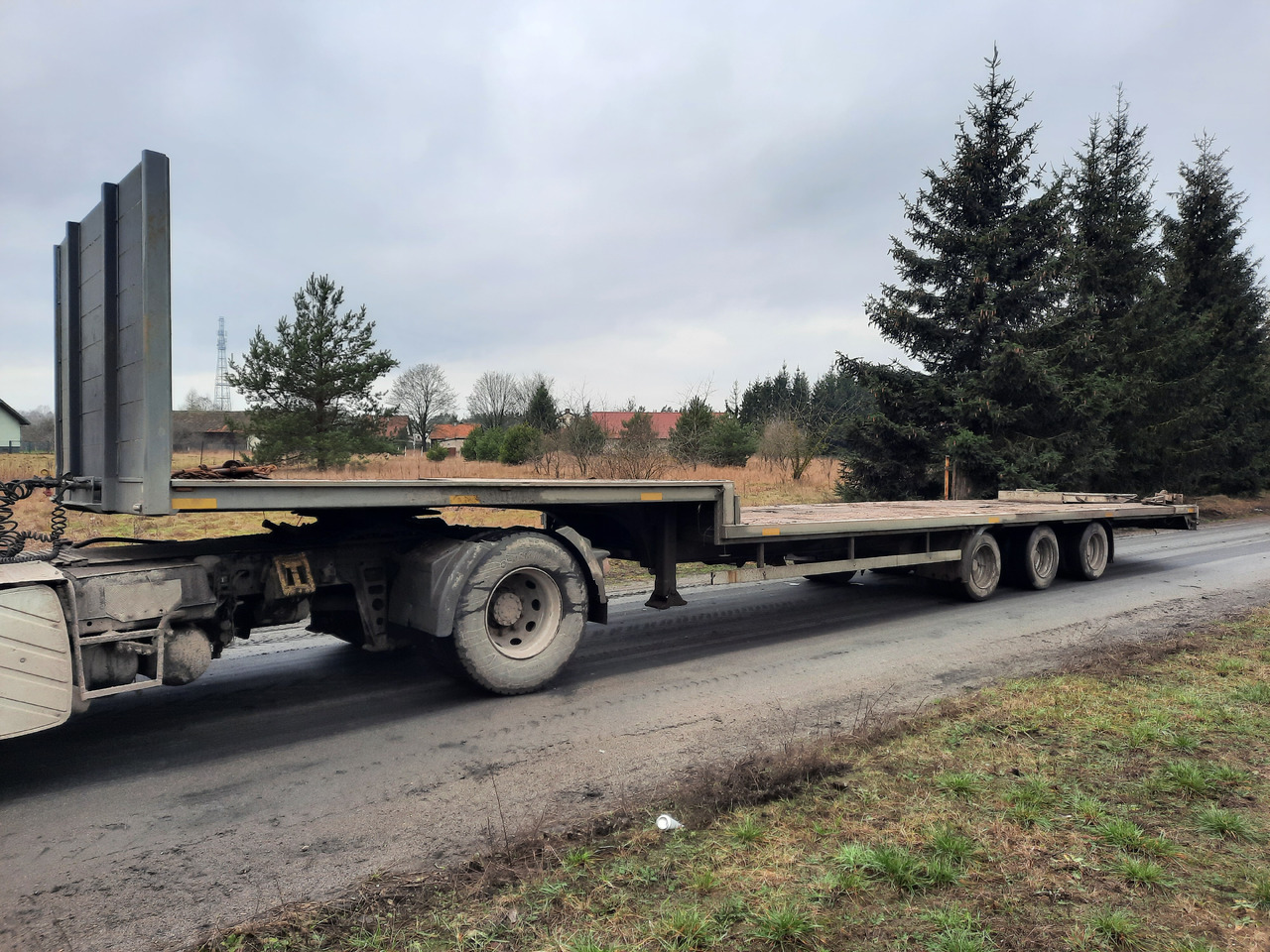 Fruehauf CNPTA3 - 저하대 세미 트레일러 : 사진 1 Fruehauf CNPTA3 - 저하대 세미 트레일러 : 사진 1