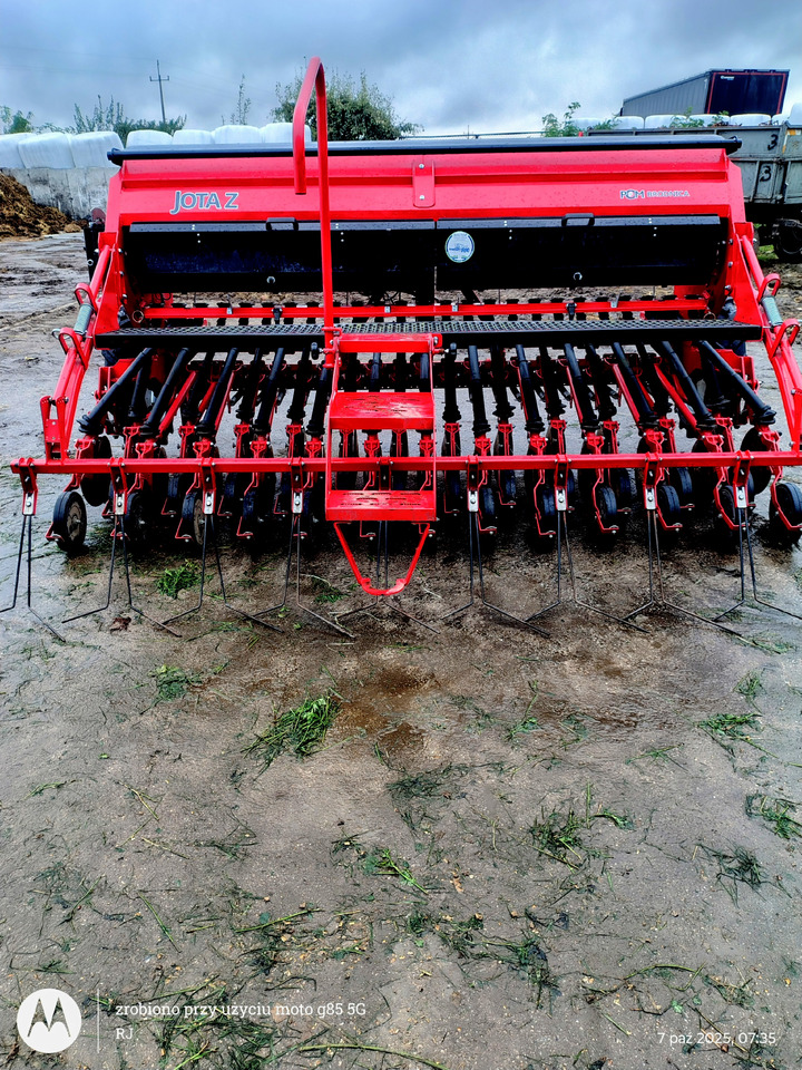 Inna JOTA-Z - 파종 장비 : 사진 2 Inna JOTA-Z - 파종 장비 : 사진 2