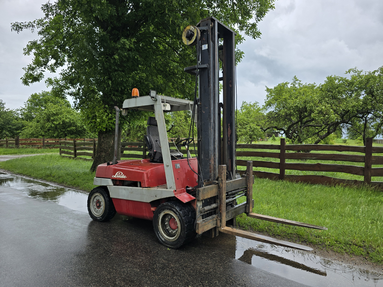 Linde H40D - 디젤 지게차 : 사진 1 Linde H40D - 디젤 지게차 : 사진 1