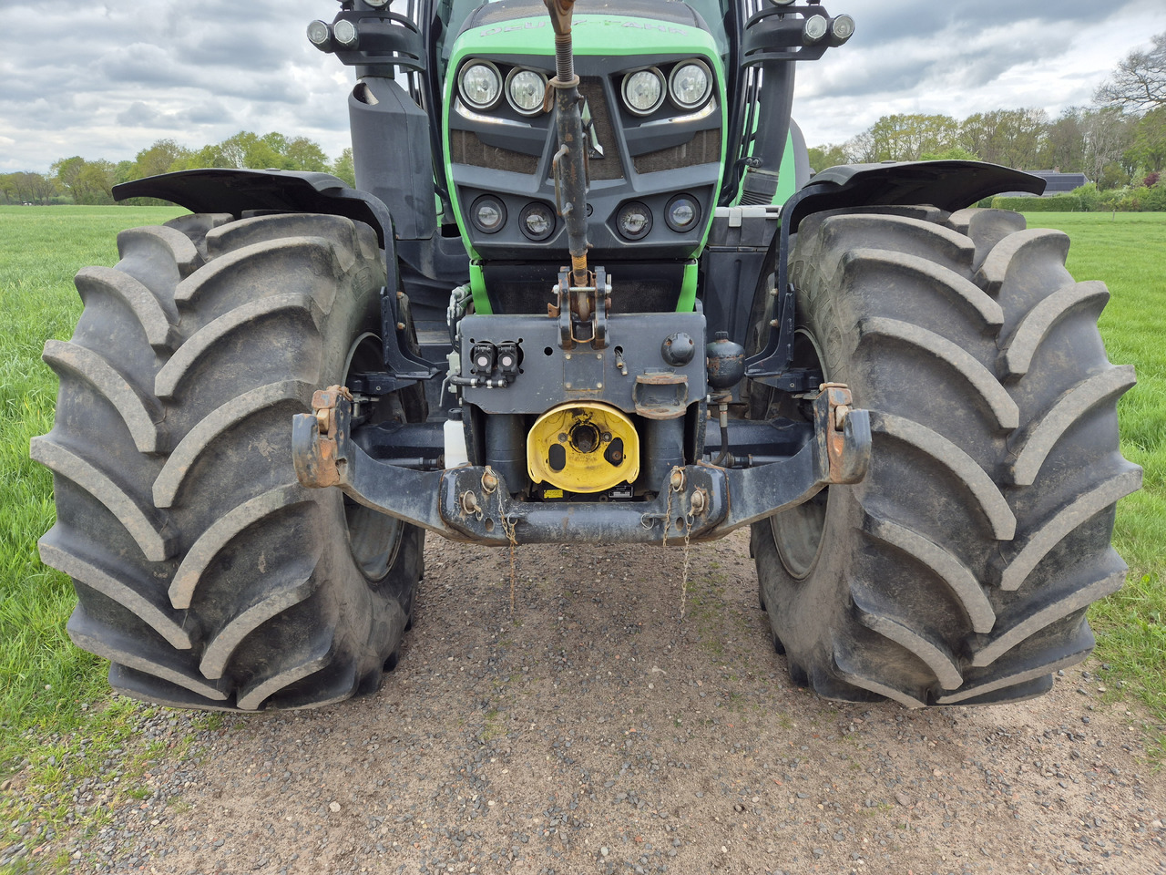 Deutz Fahr 6180 TTV FH+FA - 장궤형 트랙터 : 사진 5 Deutz Fahr 6180 TTV FH+FA - 장궤형 트랙터 : 사진 5