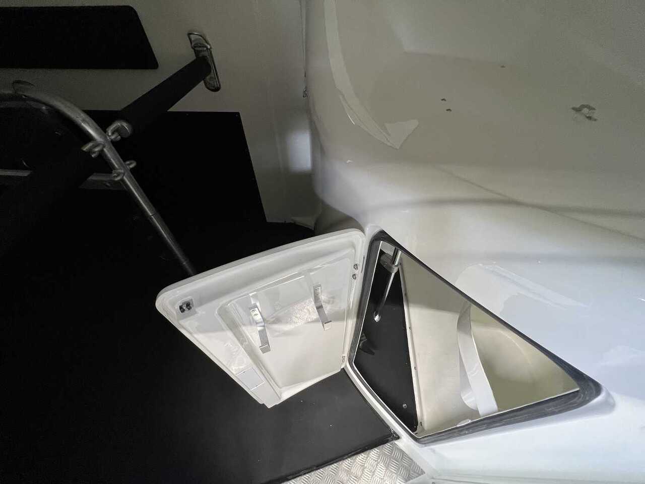 신규 말 트레일러 BOECKMANN Master 21 CFF Pferdeanhänger : 사진 19