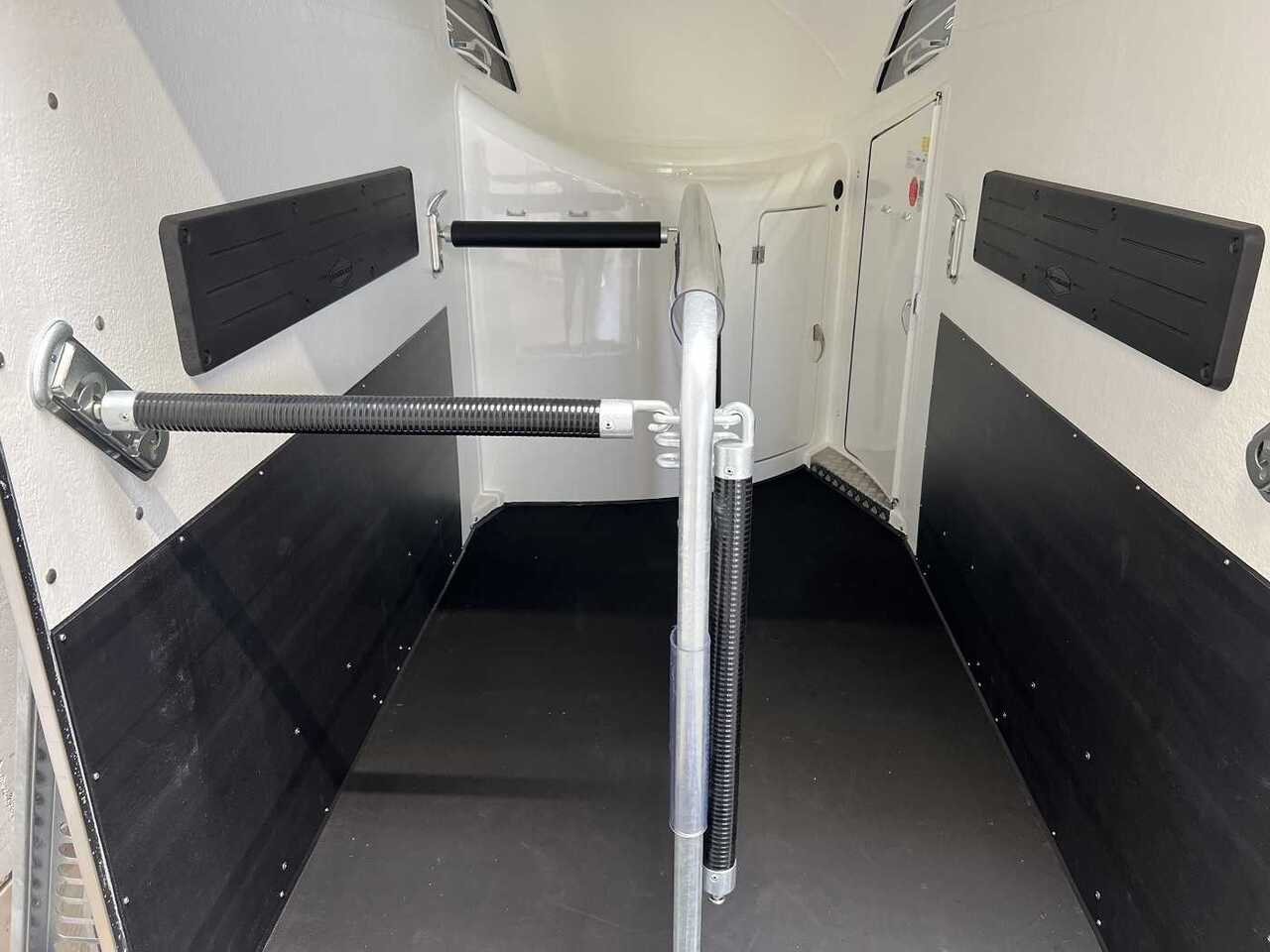 신규 말 트레일러 BOECKMANN Master 21 CFF Pferdeanhänger : 사진 9