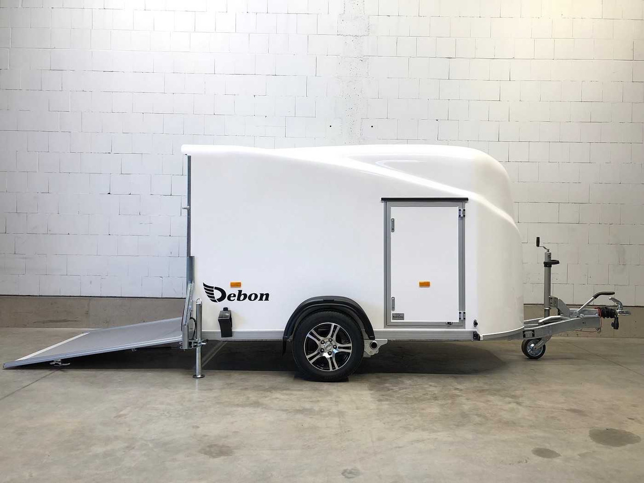 CHEVAL LIBERTE Cargo 1300.02+Tür Alu-Felgen Kofferanhänger - 밀폐형 박스 트레일러 : 사진 1 CHEVAL LIBERTE Cargo 1300.02+Tür Alu-Felgen Kofferanhänger - 밀폐형 박스 트레일러 : 사진 1