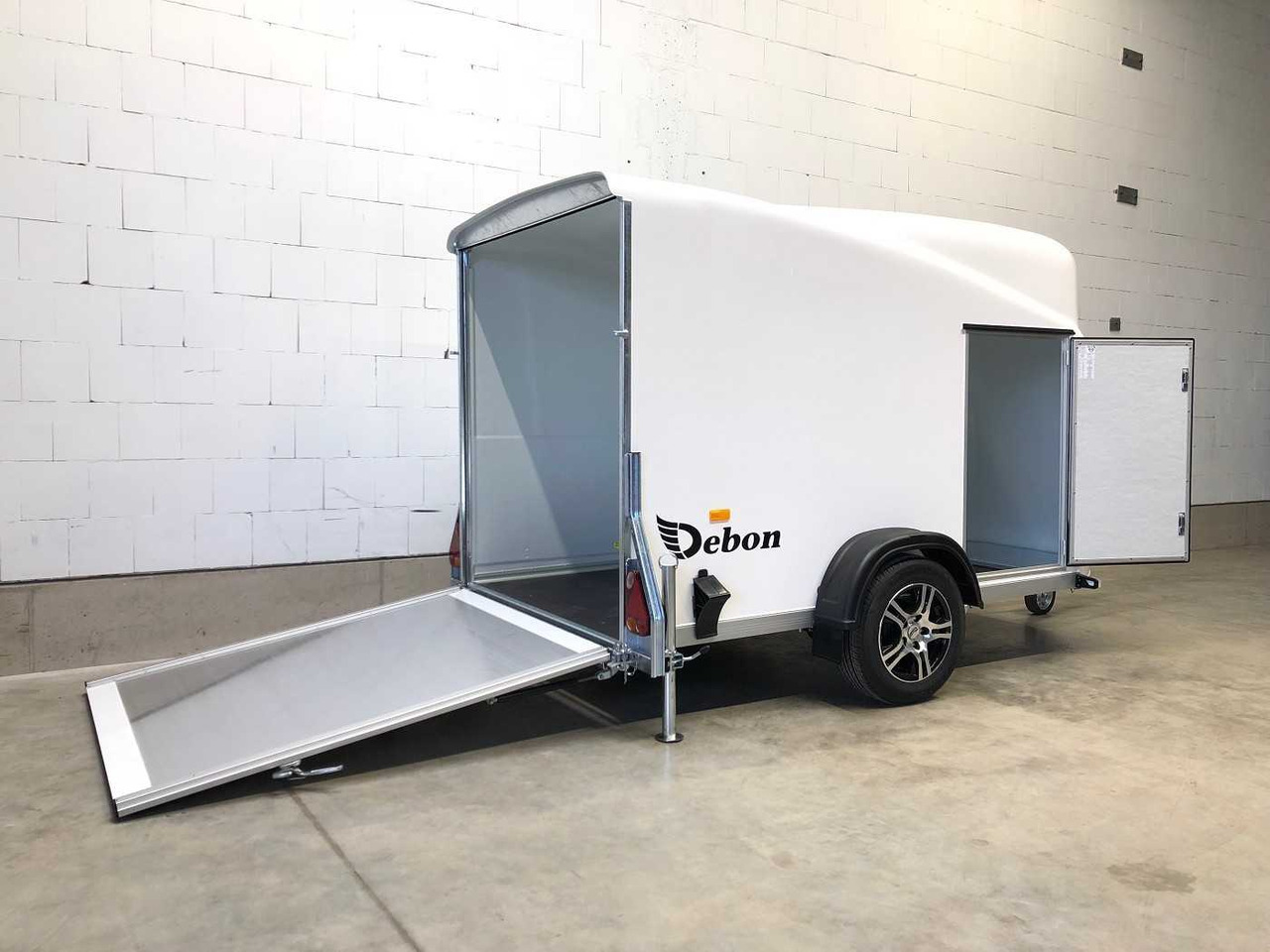 CHEVAL LIBERTE Cargo 1300.02+Tür Alu-Felgen Kofferanhänger - 밀폐형 박스 트레일러 : 사진 3 CHEVAL LIBERTE Cargo 1300.02+Tür Alu-Felgen Kofferanhänger - 밀폐형 박스 트레일러 : 사진 3