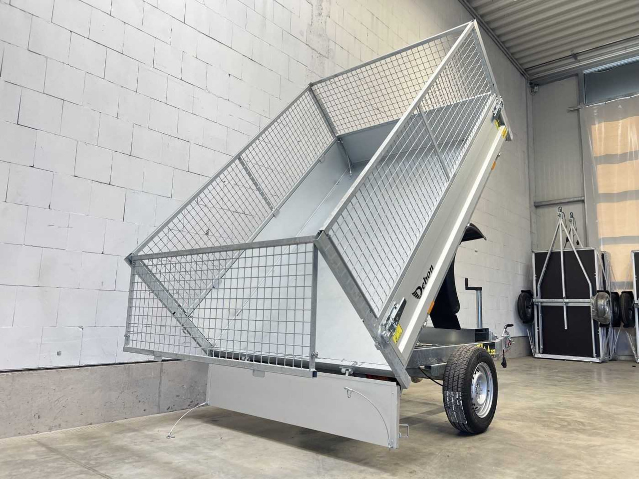 CHEVAL LIBERTE DEBON PW0E Lux 1500 Gitter Rückwärtskipper - 덤프 트레일러 : 사진 3 CHEVAL LIBERTE DEBON PW0E Lux 1500 Gitter Rückwärtskipper - 덤프 트레일러 : 사진 3