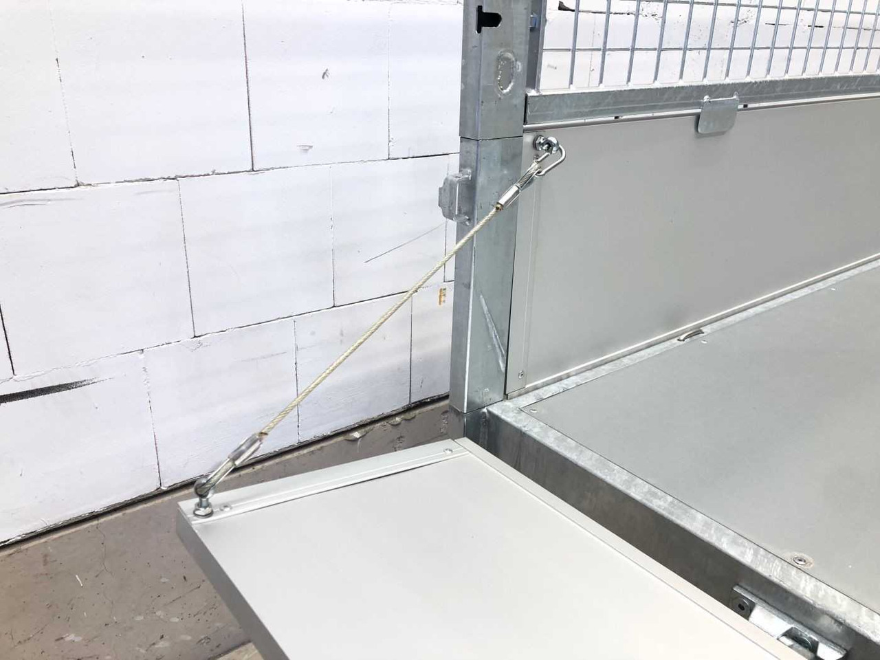 CHEVAL LIBERTE DEBON PW1.2E Lux E-Pumpe Gitter Rückwärtskipper - 덤프 트레일러 : 사진 4 CHEVAL LIBERTE DEBON PW1.2E Lux E-Pumpe Gitter Rückwärtskipper - 덤프 트레일러 : 사진 4