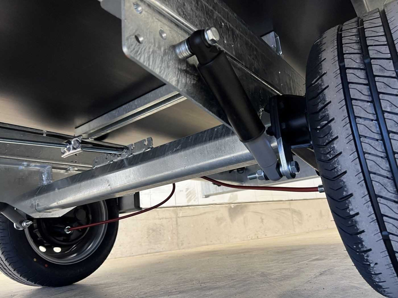 신규 자동차 트레일러 EDUARD 2615-3-P3-1563 Hochlader : 사진 16