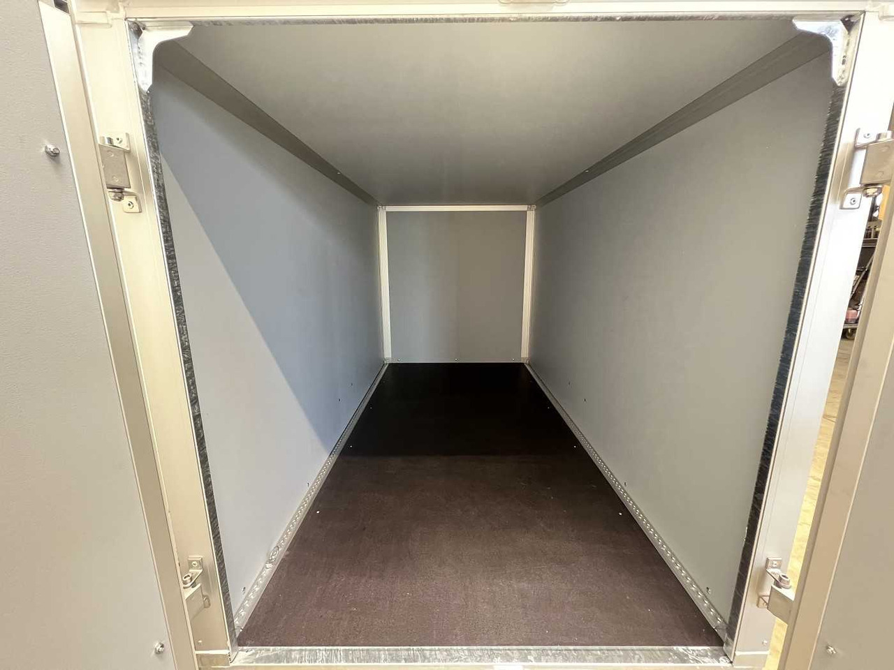 SARIS GO 256 134 138 1350 1 Garage Kofferanhänger - 밀폐형 박스 트레일러 : 사진 4 SARIS GO 256 134 138 1350 1 Garage Kofferanhänger - 밀폐형 박스 트레일러 : 사진 4