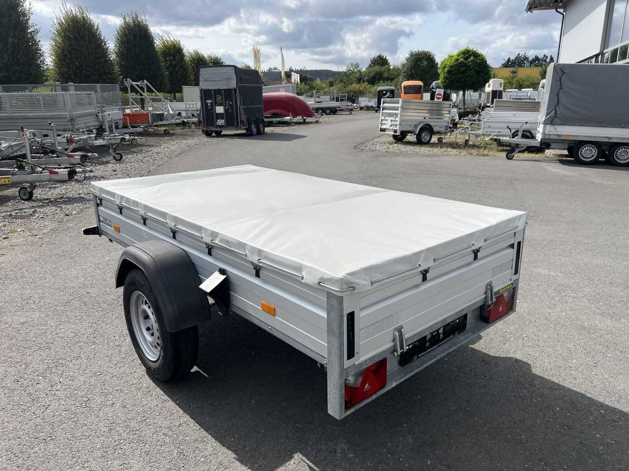 SARIS McAlu Flachplane Kastenanhänger gebremst - 자동차 트레일러 : 사진 4 SARIS McAlu Flachplane Kastenanhänger gebremst - 자동차 트레일러 : 사진 4