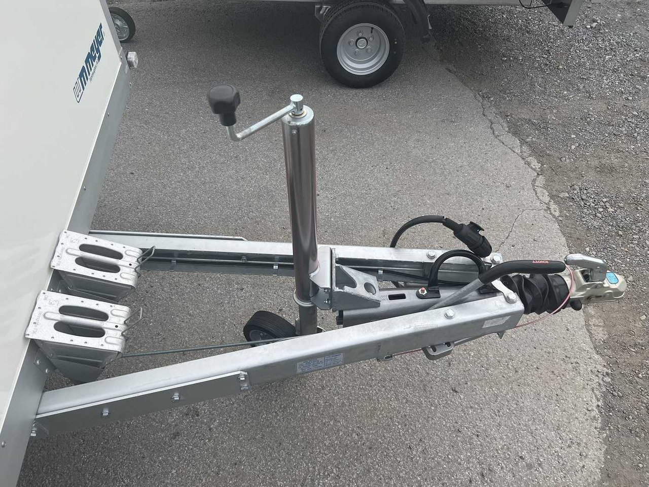 신규 냉동 트레일러 WM MEYER AZ 3560/200 S40 Kofferanhänger : 사진 20 신규 냉동 트레일러 WM MEYER AZ 3560/200 S40 Kofferanhänger : 사진 20