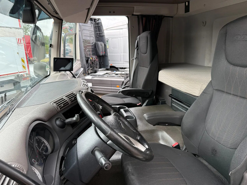 DAF CF 410 CF410 4X2 Spacecab - Distributie trekker - Mileuzone - Dealer onderhouden - apk 6-2026 - 트랙터 유닛 : 사진 5 DAF CF 410 CF410 4X2 Spacecab - Distributie trekker - Mileuzone - Dealer onderhouden - apk 6-2026 - 트랙터 유닛 : 사진 5