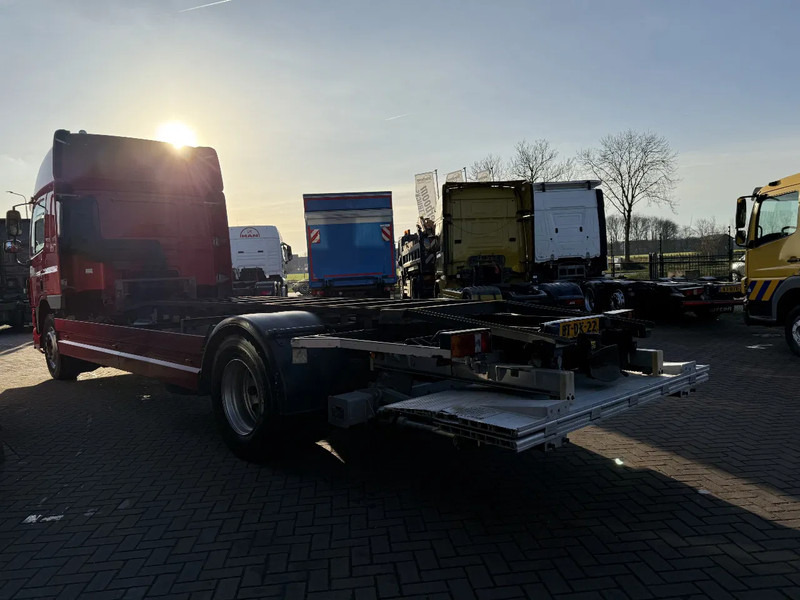 DAF CF 75 CF75-250 4X2 SPACECAB/RENOVA/STEEL/AIR/AIRCO/HOLLAND TRUCK - 컨테이너 운반 장치/ 스와프 보디 트럭 : 사진 5 DAF CF 75 CF75-250 4X2 SPACECAB/RENOVA/STEEL/AIR/AIRCO/HOLLAND TRUCK - 컨테이너 운반 장치/ 스와프 보디 트럭 : 사진 5