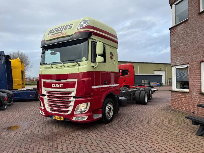 DAF XF 460 XF460 6X2 SCC EURO6 CHASSIS - HOLLAND TRUCK - SMART TACHO -TOP CONDITION!!!! - 캡 새시 트럭 : 사진 2 DAF XF 460 XF460 6X2 SCC EURO6 CHASSIS - HOLLAND TRUCK - SMART TACHO -TOP CONDITION!!!! - 캡 새시 트럭 : 사진 2