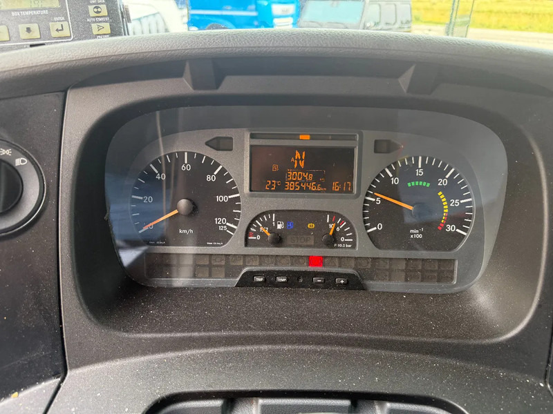 Mercedes-Benz Atego 1024 ATEGO 1024L Kuhlkoffer Carrier Anhangerkupplung TUV bis 10-2025 - 냉동탑차 : 사진 4 Mercedes-Benz Atego 1024 ATEGO 1024L Kuhlkoffer Carrier Anhangerkupplung TUV bis 10-2025 - 냉동탑차 : 사진 4