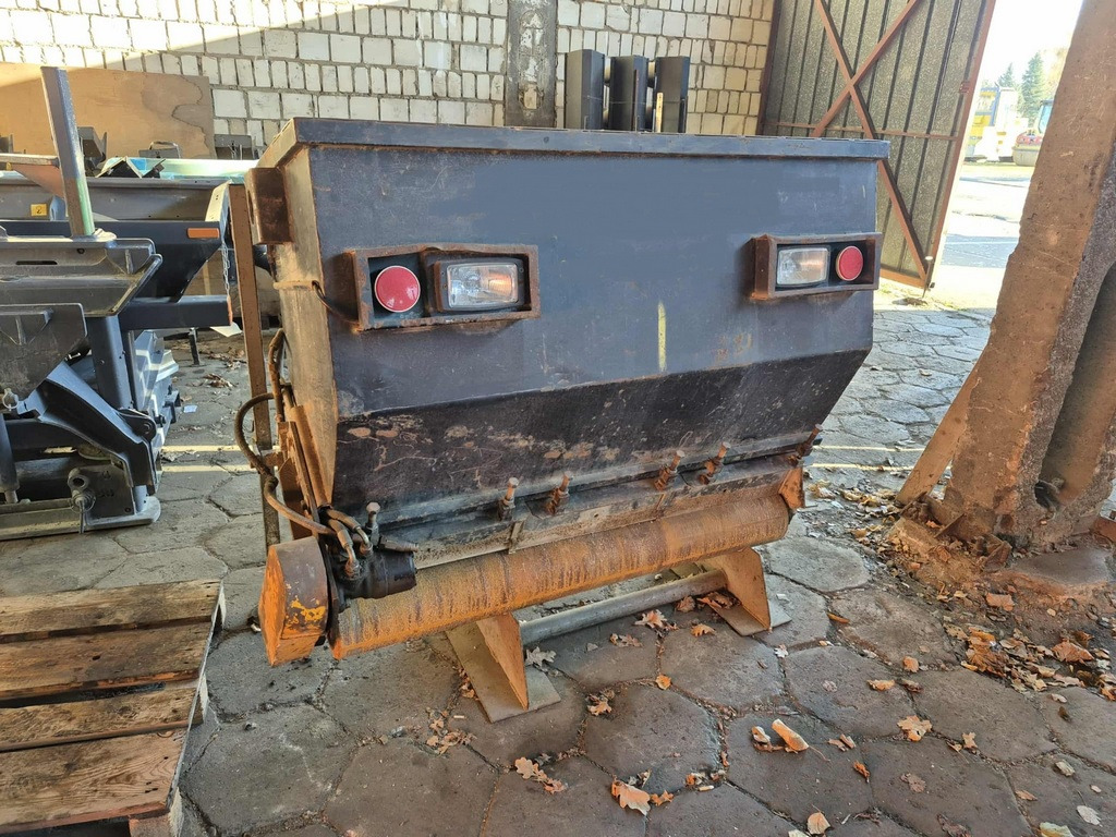 DYNAPAC CC 234HF - 로드 롤러 : 사진 4 DYNAPAC CC 234HF - 로드 롤러 : 사진 4