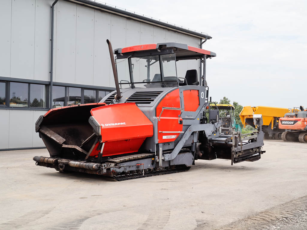 DYNAPAC SD 2500 CS - 아스팔트 포장기 : 사진 2 DYNAPAC SD 2500 CS - 아스팔트 포장기 : 사진 2