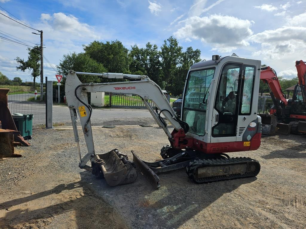 미니 굴삭기 TAKEUCHI TB 219 : 사진 9 미니 굴삭기 TAKEUCHI TB 219 : 사진 9