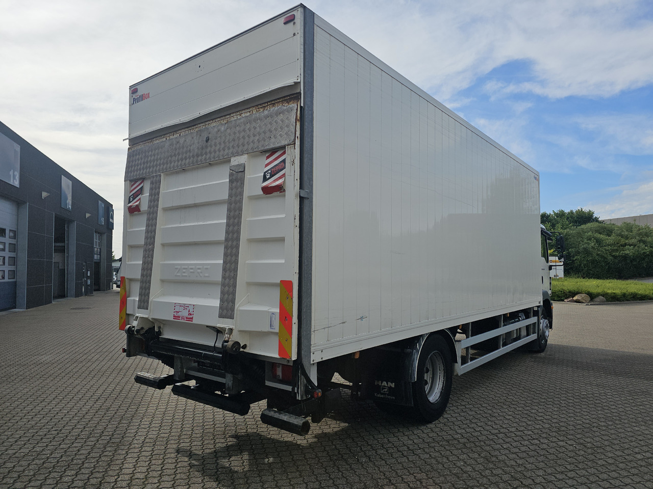 MAN TGM 18.290 - 박스 트럭 : 사진 5 MAN TGM 18.290 - 박스 트럭 : 사진 5