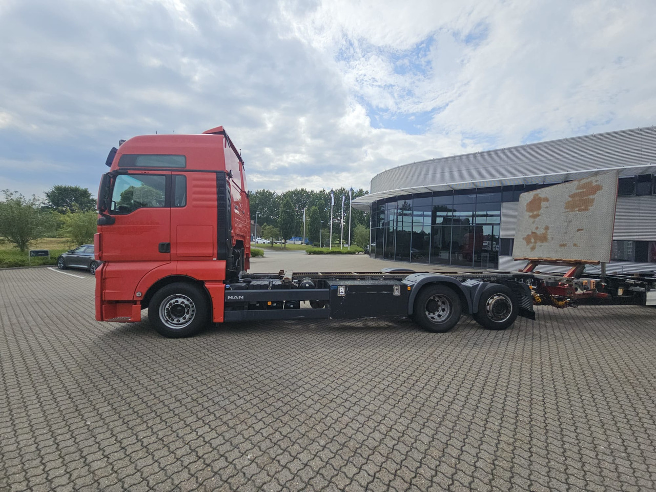 MAN TGX 26.500 with trailer - 컨테이너 운반 장치/ 스와프 보디 트럭 : 사진 5 MAN TGX 26.500 with trailer - 컨테이너 운반 장치/ 스와프 보디 트럭 : 사진 5