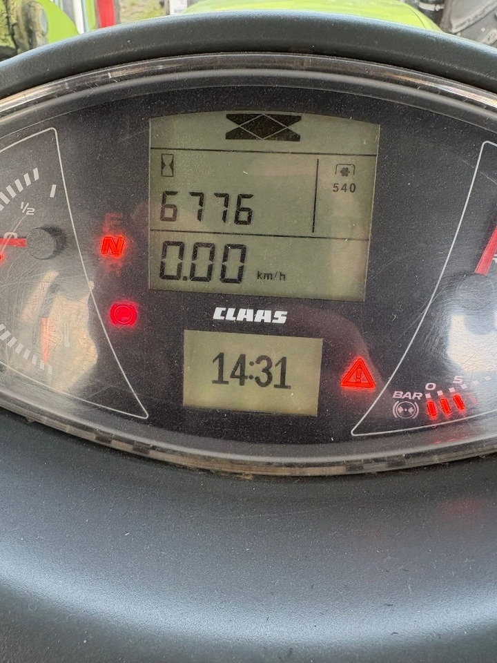 CLAAS Arion 550 CMATIC - 장궤형 트랙터 : 사진 3 CLAAS Arion 550 CMATIC - 장궤형 트랙터 : 사진 3