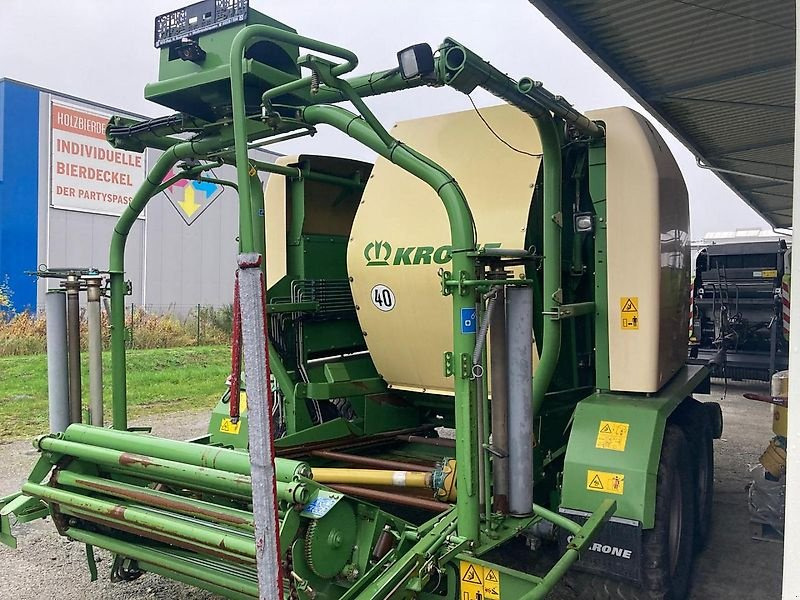 Krone Comprima CV 150 XC - 원형 베일러 : 사진 3 Krone Comprima CV 150 XC - 원형 베일러 : 사진 3