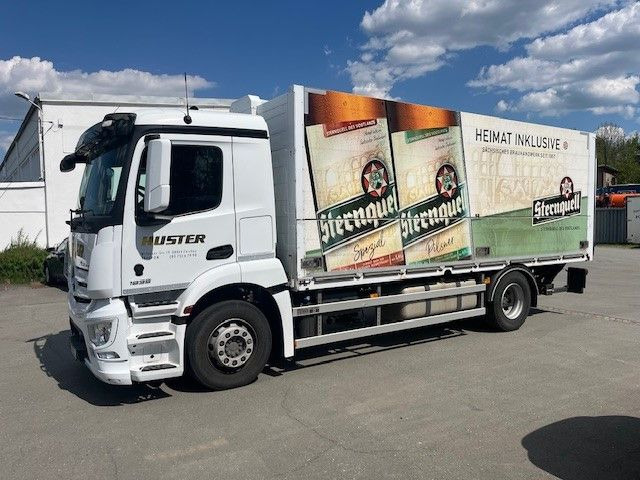 Mercedes-Benz Actros 5 MB 1835 mit Getränkeaufbau und Ladebord - 음료 트럭 : 사진 2 Mercedes-Benz Actros 5 MB 1835 mit Getränkeaufbau und Ladebord - 음료 트럭 : 사진 2