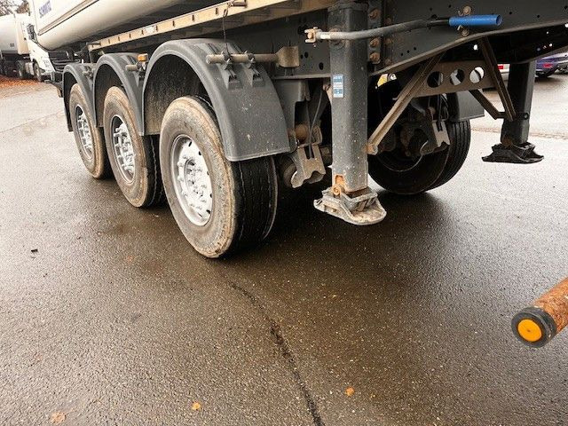 덤프 세미 트레일러 Schmitz Cargobull SKI 24 SL 7.2 : 사진 25 덤프 세미 트레일러 Schmitz Cargobull SKI 24 SL 7.2 : 사진 25