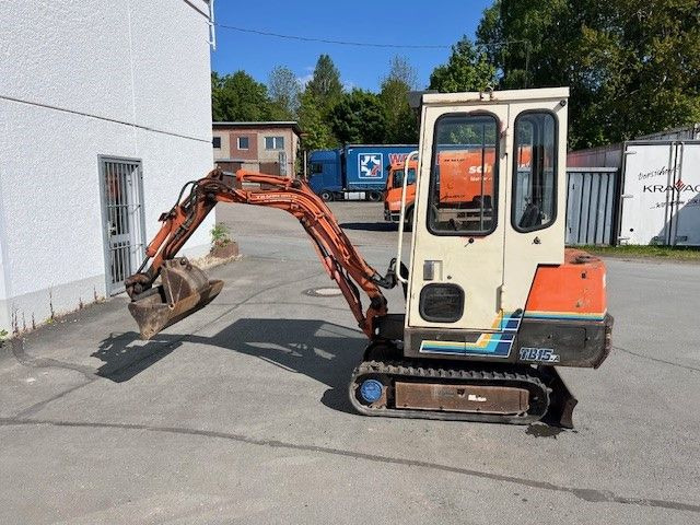 Takeuchi T B 15 A - 미니 굴삭기 : 사진 1 Takeuchi T B 15 A - 미니 굴삭기 : 사진 1