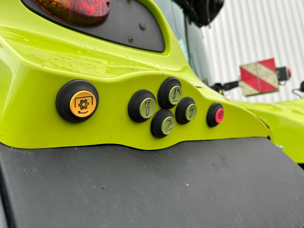 CLAAS Arion 660 - 장궤형 트랙터 : 사진 3 CLAAS Arion 660 - 장궤형 트랙터 : 사진 3