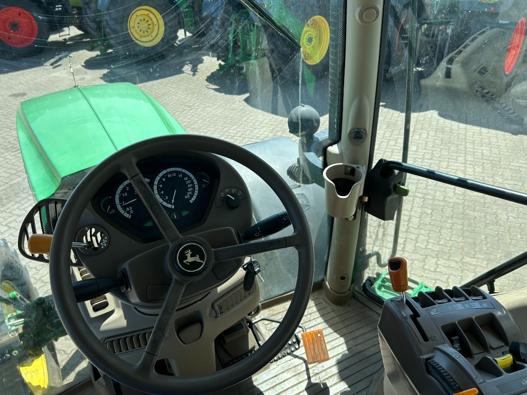 John Deere 6190R - 장궤형 트랙터 : 사진 2 John Deere 6190R - 장궤형 트랙터 : 사진 2