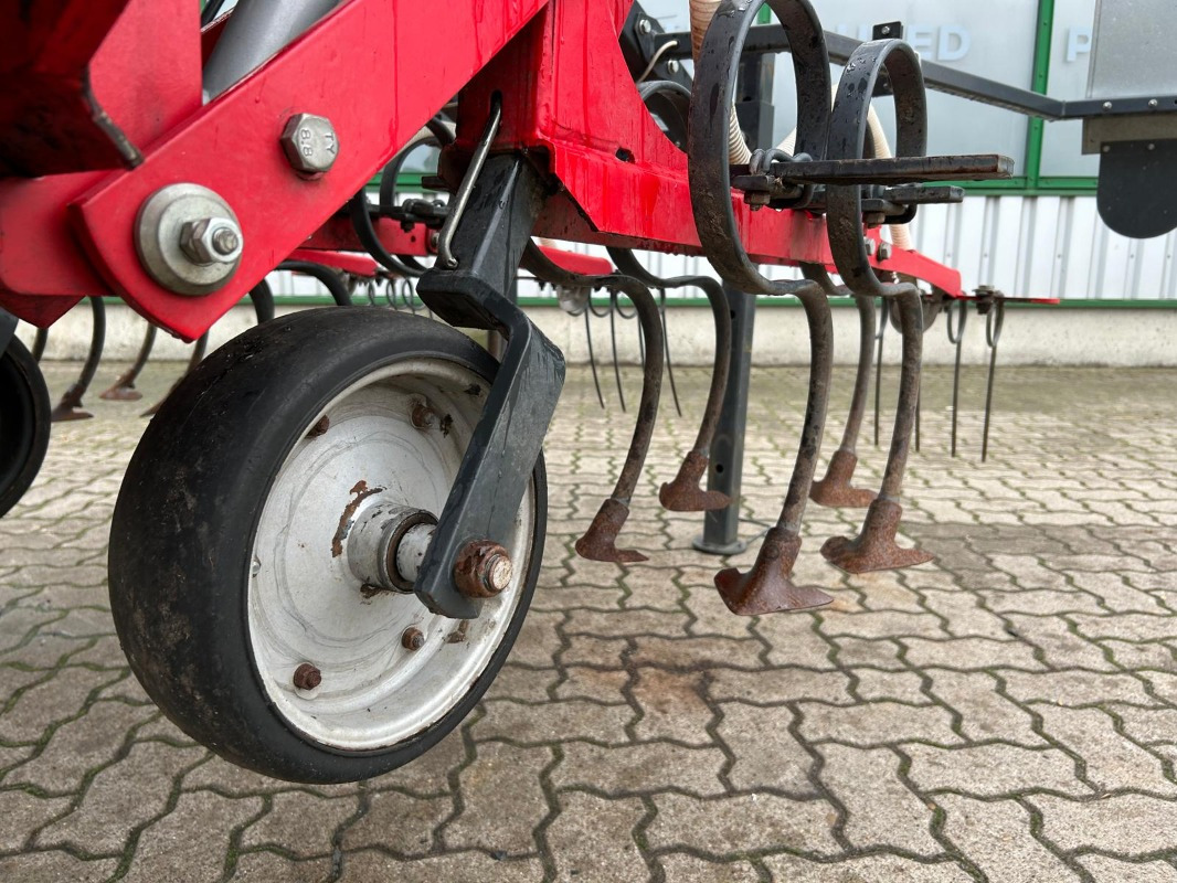 Kongskilde VCO-I / 8-75 Maishacke - 시비 장비 : 사진 4 Kongskilde VCO-I / 8-75 Maishacke - 시비 장비 : 사진 4