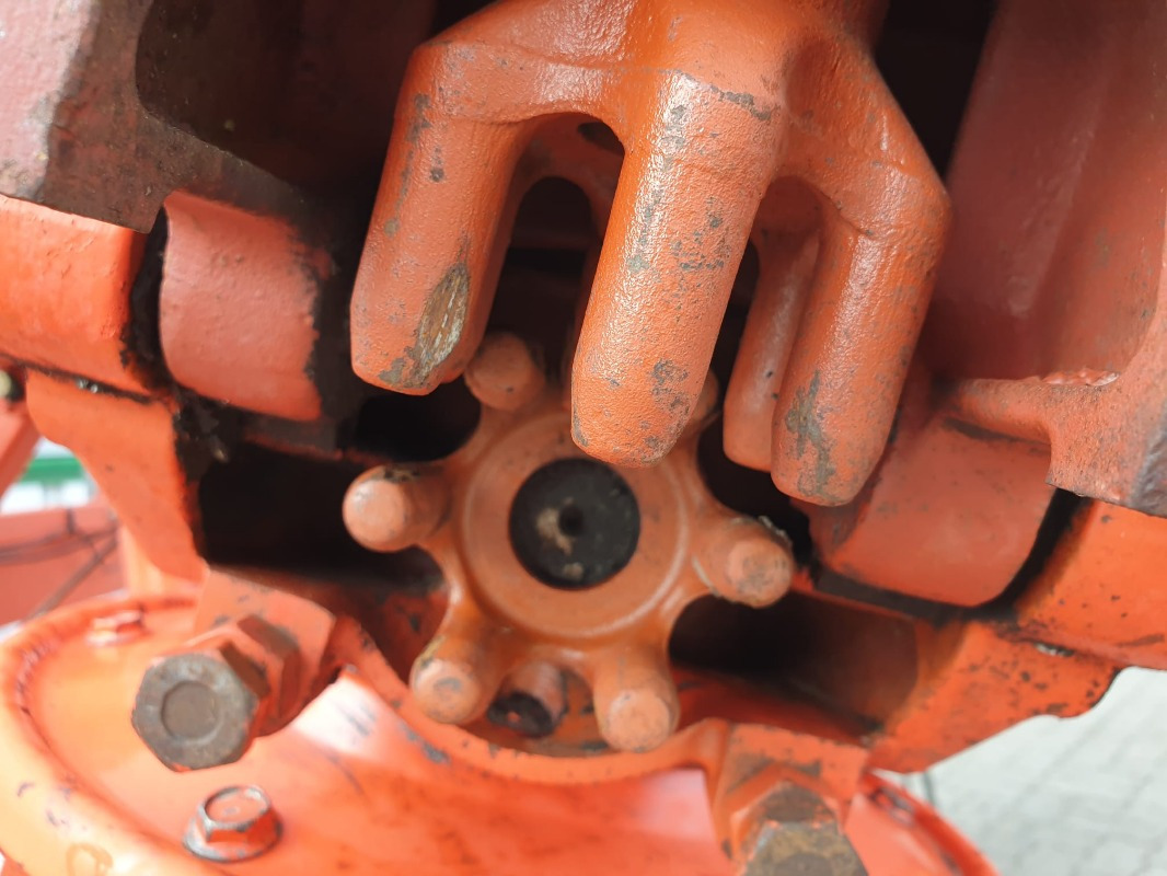 Kuhn GF 8501 T - 반전기/ 레이크 : 사진 5 Kuhn GF 8501 T - 반전기/ 레이크 : 사진 5