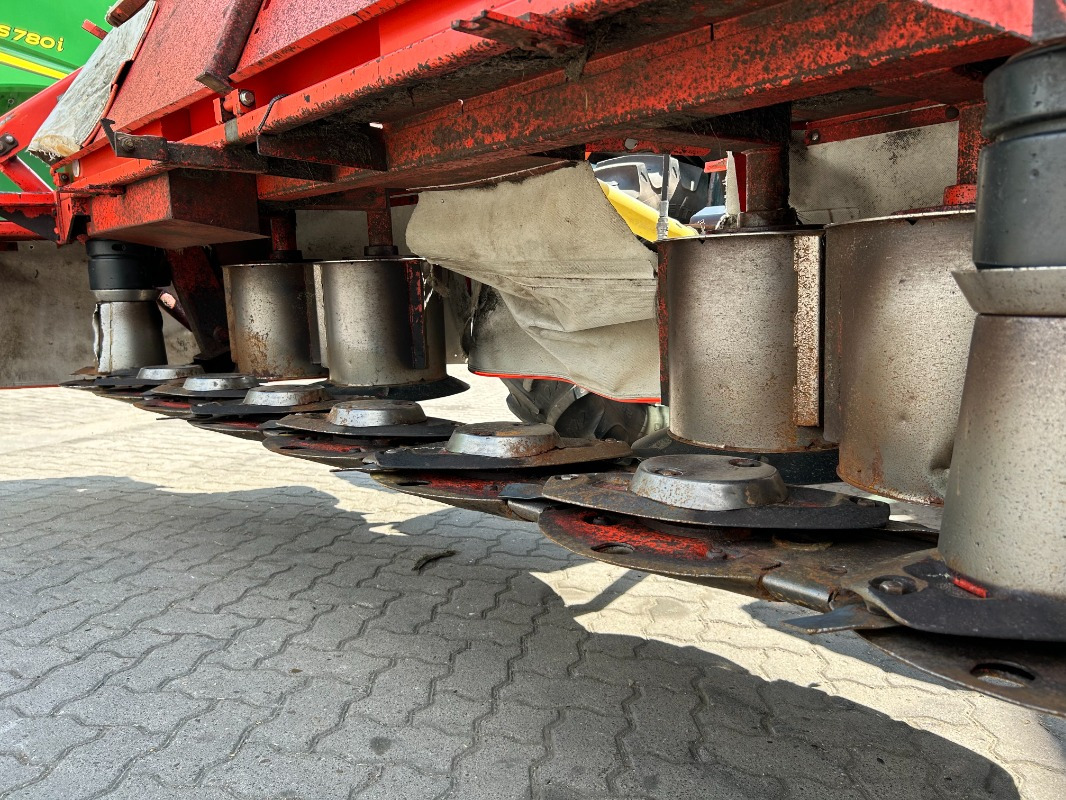 Kuhn GMD 802 F - 모어 : 사진 5 Kuhn GMD 802 F - 모어 : 사진 5