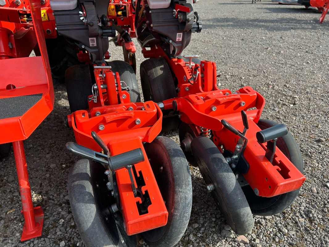 Kuhn Maxima 3 RT E *DEMO* - 파종 장비 : 사진 5 Kuhn Maxima 3 RT E *DEMO* - 파종 장비 : 사진 5