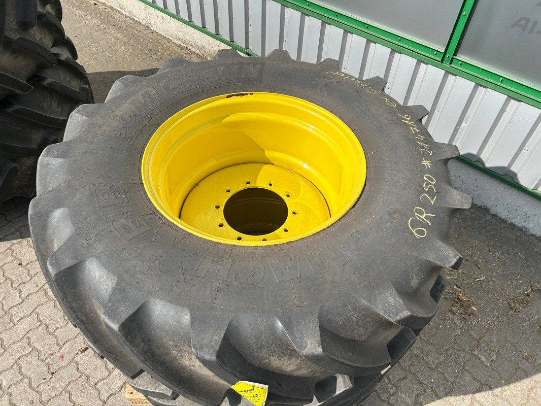 Michelin Kompletträder 710/70R42 600/70R30 - 타이어 농업용 기계 용 : 사진 2 Michelin Kompletträder 710/70R42 600/70R30 - 타이어 농업용 기계 용 : 사진 2