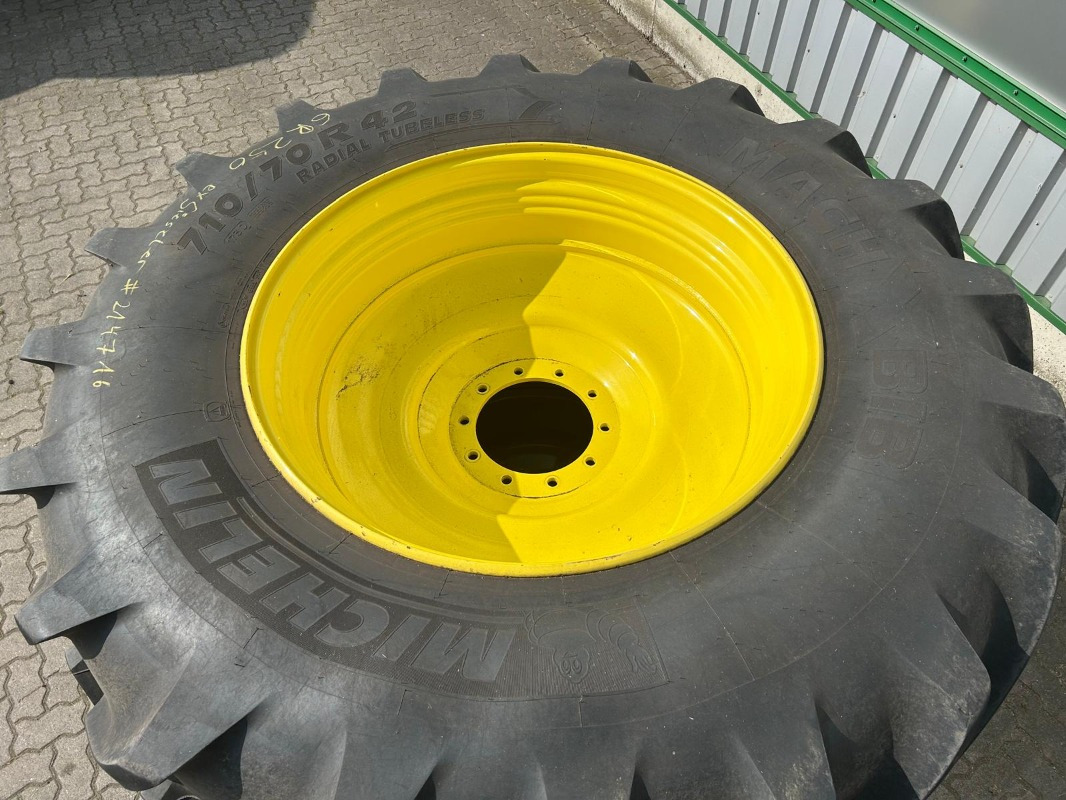 Michelin Kompletträder 710/70R42 600/70R30 - 타이어 농업용 기계 용 : 사진 5 Michelin Kompletträder 710/70R42 600/70R30 - 타이어 농업용 기계 용 : 사진 5
