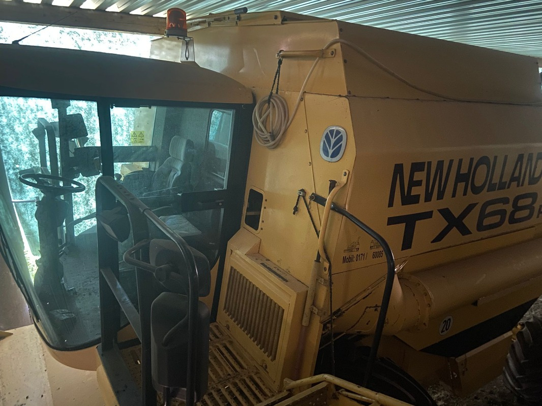 New Holland TX 68 Plus - 목초수확기 : 사진 4 New Holland TX 68 Plus - 목초수확기 : 사진 4