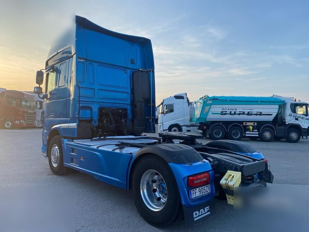 DAF XF105.510 - 트랙터 유닛 : 사진 4 DAF XF105.510 - 트랙터 유닛 : 사진 4