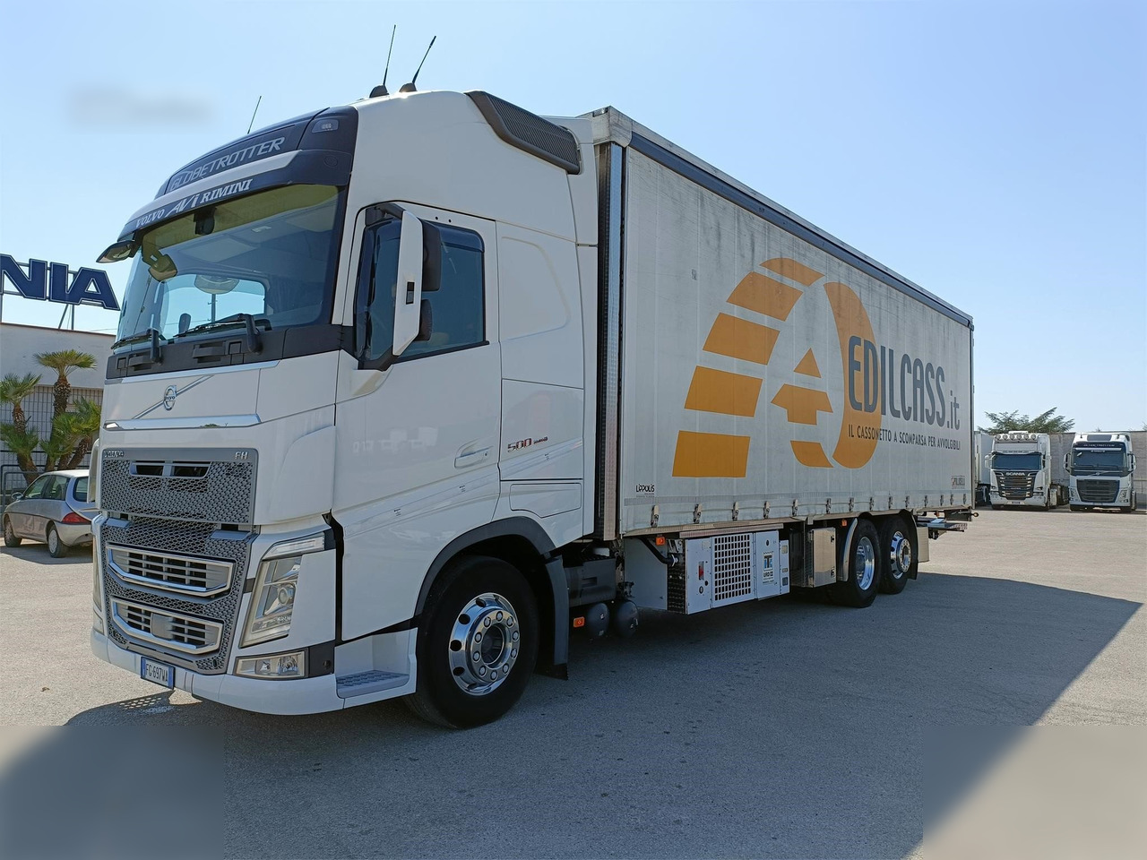 VOLVO FH500 - 커튼사이더 트럭 : 사진 2 VOLVO FH500 - 커튼사이더 트럭 : 사진 2