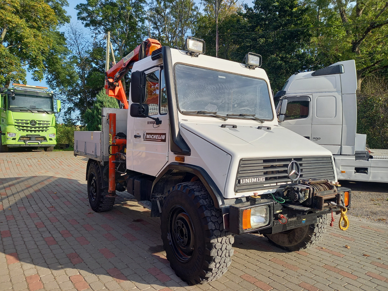 UNIMOG U100L - 크레인 트럭 : 사진 5 UNIMOG U100L - 크레인 트럭 : 사진 5